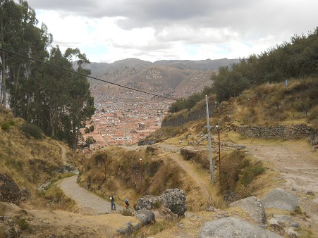 Cusco Sacsayhuam�n 16: El camino regreso a Cusco, la pista es impasible por piedras y rocas