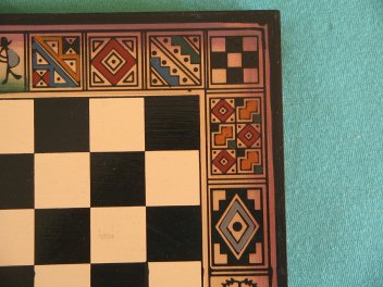 Schachbrett, Motive in der rechten Ecke,
                        gross