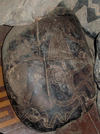 Astr�nomo con telescopio con mono,
                            alcatraz y c�ndor de Nazca