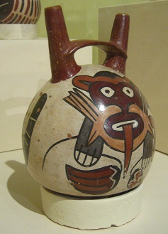 Flasche mit der Zeichnung eines Affen
                              drauf, Nahaufnahme