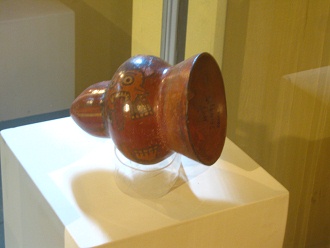 Kleiner Trommelk�rper der
                              Nasca-Kultur 03