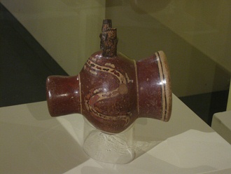 Kleiner Trommelk�rper der
                              Nasca-Kultur 02