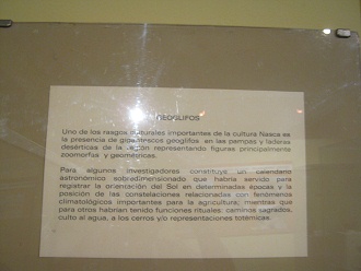 Text �ber Geoglyphen und Linien der Region
                    Nasca