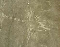 Nasca, el dibujo de líneas de
Nazca del colibrí Nasca, el dibujo de líneas de Nazca del
colibrí