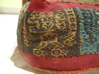 Kappe der Wari-Kultur 04, Detail 01