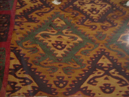 Stoff 2 der Chincha-Kultur, Detail
                              02