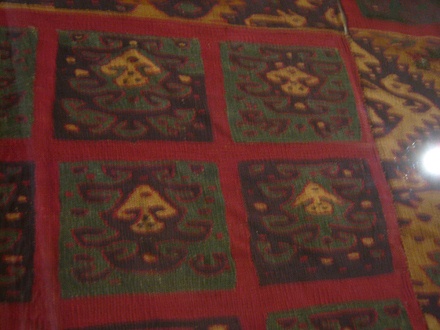 Stoff 3 der Chincha-Kultur, Detail
                              02