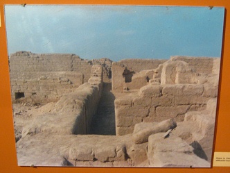 Das Heiligtum "Zur Wache" (Huaca La
                      Centinela)