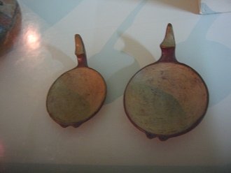 Little ceramic bowls of Inca culture