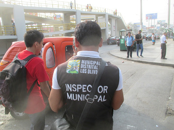 Serenazgo nacista nazi de Los Olivos en
                            la Panamericana sin ambulantes 04