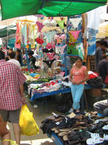 Unterhosen f�r Chicas an Drahtgestellen