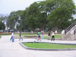 Jesus Maria, Park "Campo de
                          Marte", Tanzgruppe