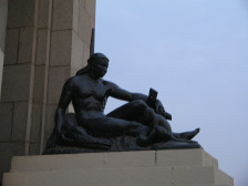 Jesus Maria, Park "Campo de
                          Marte", Nationaldenkmal, sitzender Inka