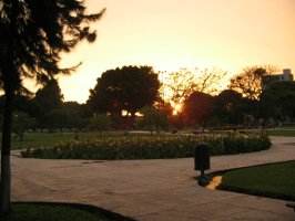 Jesus Maria, Park "Campo de Marte",
              Sonnenuntergang 02