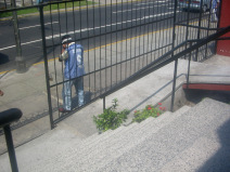 Miraflores, Avenida Palma, ciber con rampas
                        02