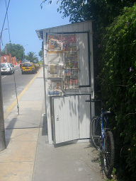 Miraflores, Malecon 28 de Julio,
                      Zeitungsstand