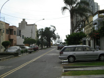 Miraflores, Ca. Roma, vista al direcci�n
                        del mar