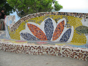 Miraflores, parque de los enamorados,
                        mosaico con frase 04
