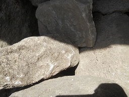 Templo del sol: canalito cubierto 02