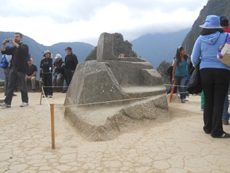 Machu Picchu: la piedra del reloj solar 02 Machu Picchu: la piedra del reloj solar 02