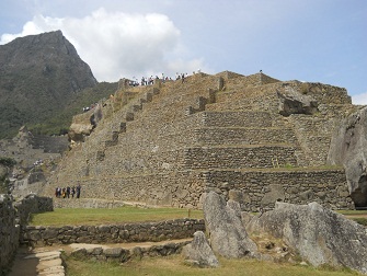 Machu
          Picchu: terrazas del pir�mide solar 01