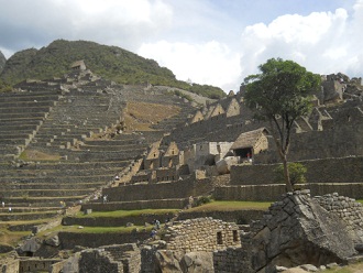 Vista al templo del sol y la casa arriba
