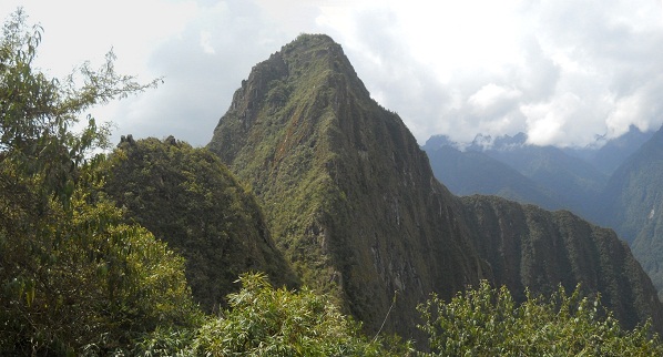 Bajada de Huaynapicchu, mirador Huaynapicchu,
                    foto panormica