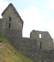 Machu Picchu: Wachh�uschen [oder Festh�tte?], Nahaufnahme