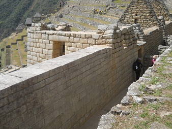 Sicht auf den Sonnentempel von oben 5 Sicht auf den Sonnentempel von oben 5