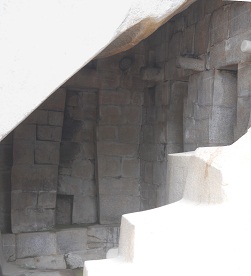 Der Opferstein mit den Innenmauern, Panoramafoto 2