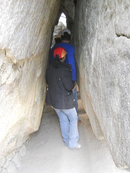 Machu Picchu: Gefängnis in Form eines Adlers, der Eingang 02 Machu Picchu: Gefängnis in Form eines Adlers, der Eingang 02