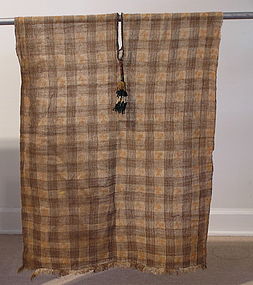 Karierte Motivik auf einer
                          Tunika, Nasca-Weberei