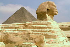 Vieja civilizaci�n de Giza en Egipto
                              , pir�mide con esfinge