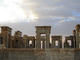 Antica civilt di
                      Persepoli (oggi in Iran), tempio
