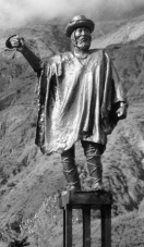 Basilio Auqui, monumento