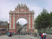 Ayacucho, Trimphbogen / arco de
                              triumfo / triumphal arch