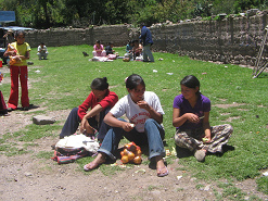 Chumbes, Orangenverk�uferinnen (03)