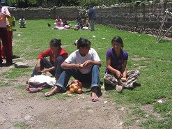 Chumbes, Orangenverk�uferinnen (02)