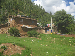 Chincheros, zweist�ckiges Ziegelhaus