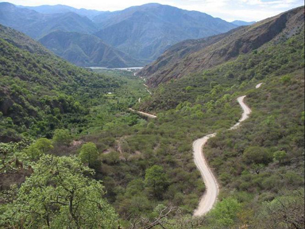 Der Blick zur�ck auf
                        den Pampas-Fluss