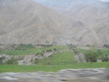 Landwirtschaftsebene mit Felswand (02)