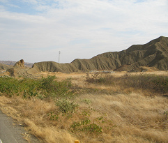 Panamericana Norte entre Zorritos y M�ncora,
                      cerro del desierto con sus estribaciones