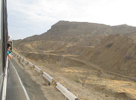 Panamericana zwischen Mancora und Piura,
                        Anstieg (01)