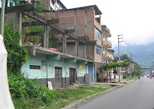 Oxapampa, hilera de casas