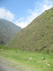 Vista a monta�as selv�ticas sin selva