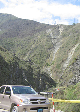 El colectivo, un puente, y una cumbre