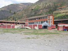 Palca, colegio rojo (01)
