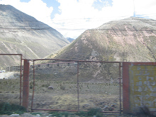 Chicla, Reihenhaus im Bau