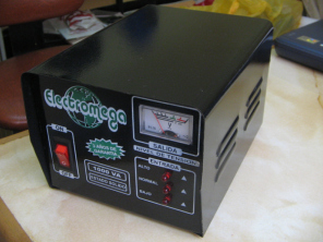 Estabilizadora de Electromega, 1000 VA, vista
                      de arriba