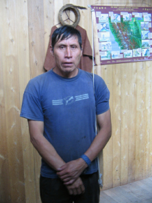 Francisco Esp�ritu con arco y flecha,
                          frontal